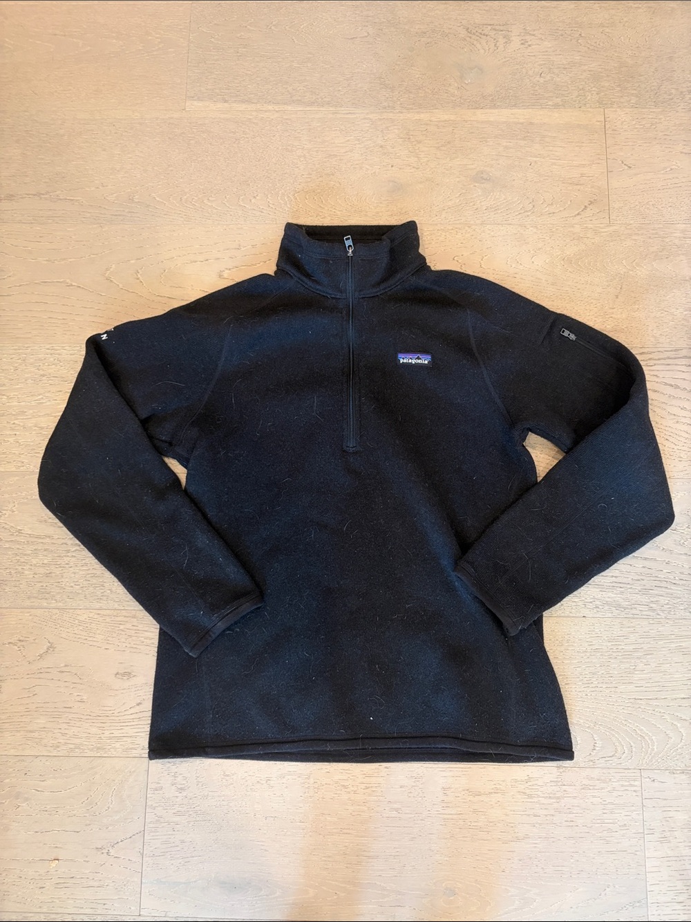 Patagonia Men’s Black Half-Zip Fleece Pullover
